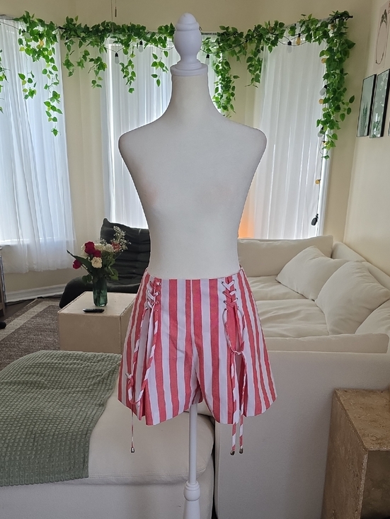 AKIRA Pants - AKIRA Pink and White Striped Lace-Up Pleaded‎ Linen Shorts